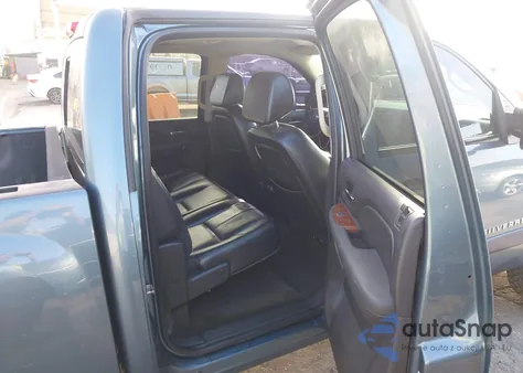 2007 Chevrolet Silverado 1500 Ltz z USA, uszkodzony, nr VIN 2GCEK13M471621731